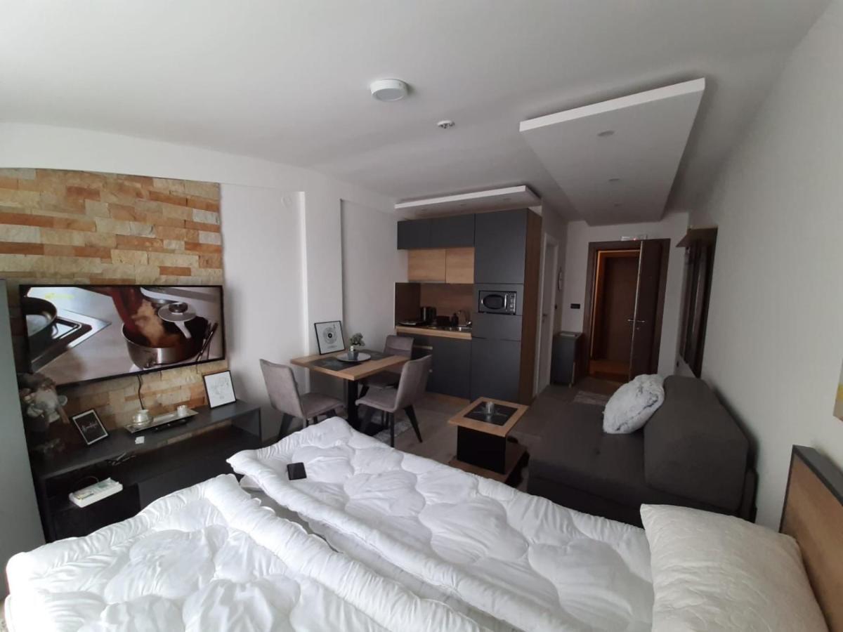 Teonalux Milmari Resort P84 โคเปานิก ภายนอก รูปภาพ