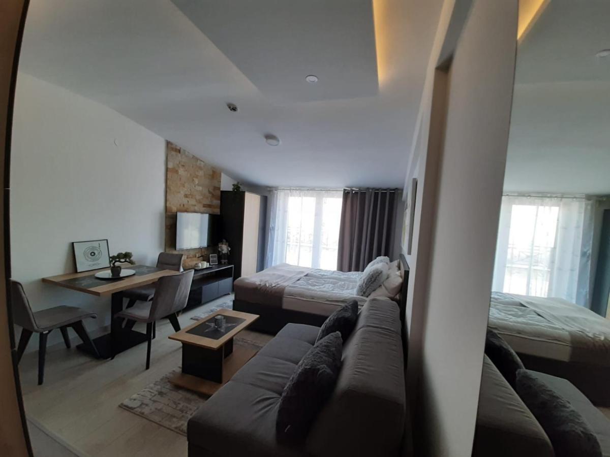 Teonalux Milmari Resort P84 โคเปานิก ภายนอก รูปภาพ