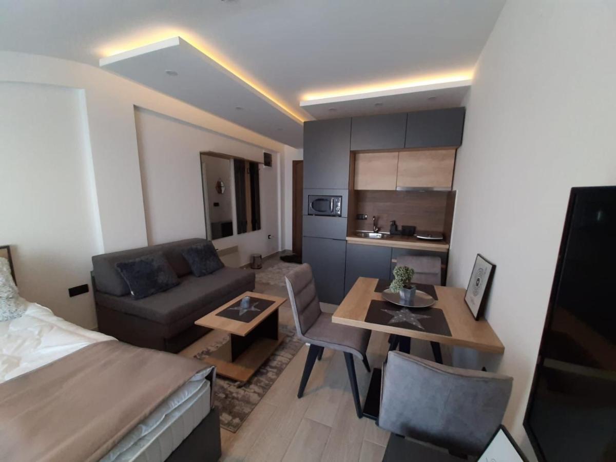 Teonalux Milmari Resort P84 โคเปานิก ภายนอก รูปภาพ